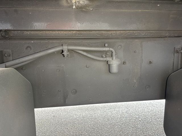 2010 Isuzu Giga アルミウイング auction photo 10
