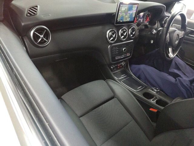 2016 Mercedes-Benz A-Class A180 auction photo 3