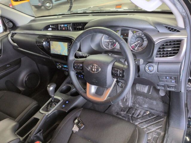 2021 Toyota Hilux Z 4WD auction photo 6
