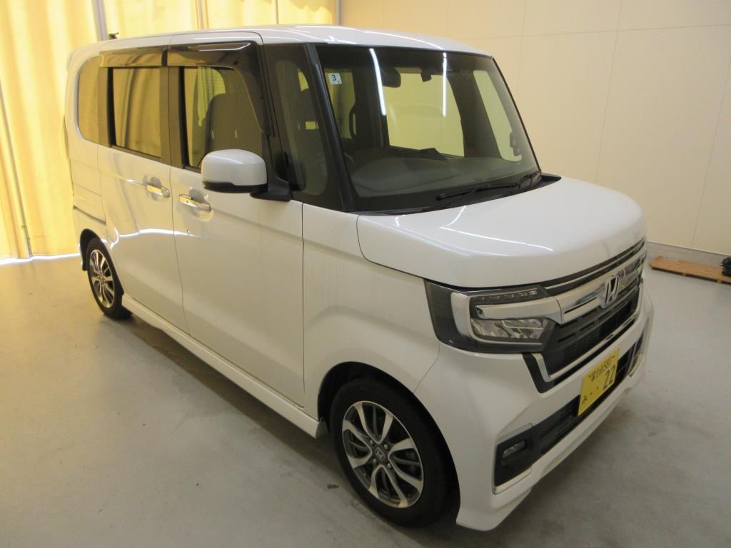 2022 Honda N-BOX L Japan auction vehicle