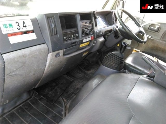 2010 Isuzu エルフ T turbo auction photo 3