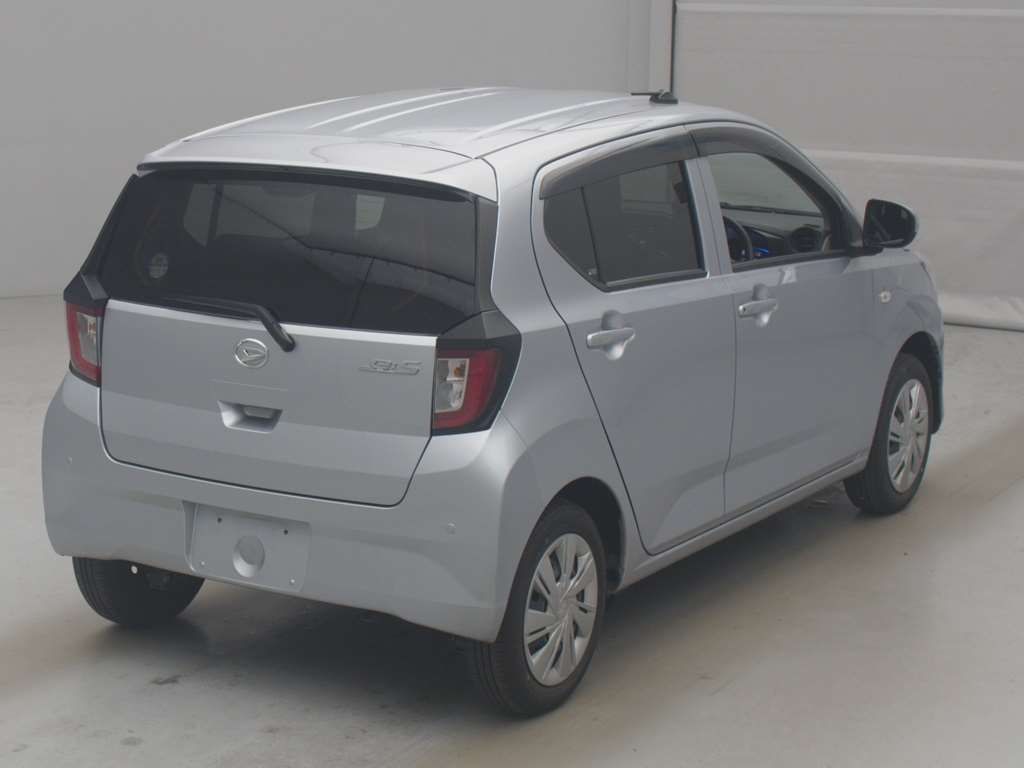 2023 Daihatsu Mira e:S X SA III 4WD auction photo 2