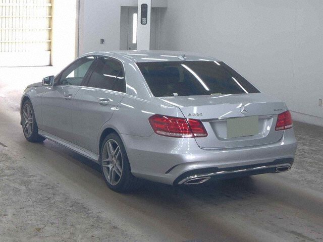 2015 Mercedes-Benz E-Class E220 BlueTEC AG auction photo 2