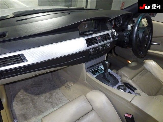 2005 BMW 5シリーズツーリング 525i auction photo 3