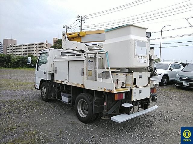 2011 Isuzu Elf SEカスタム 3トン auction photo 3