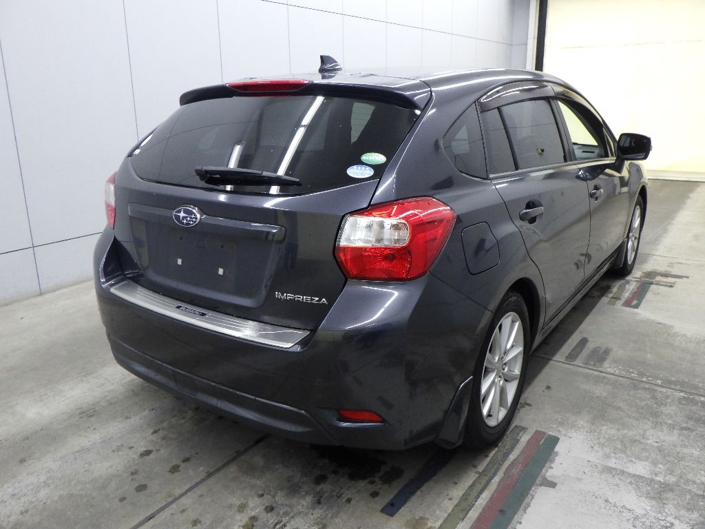 2013 Subaru インプレッサ スポーツ 2.0i auction photo 2