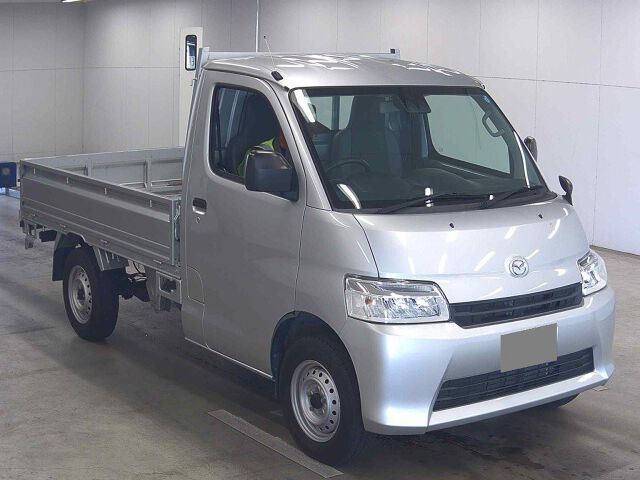 2022 Mazda ボンゴトラック DX Japan auction vehicle