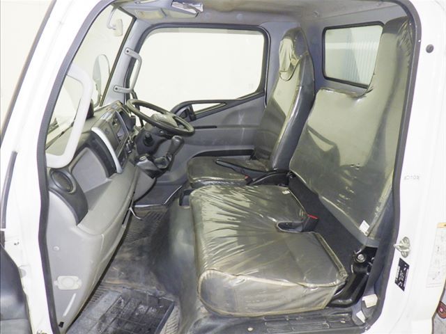 2019 Mitsubishi Fuso Canter dump auction photo 8