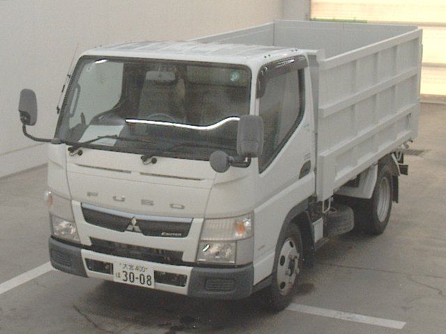 2019 Mitsubishi Fuso Canter dump Japan auction vehicle