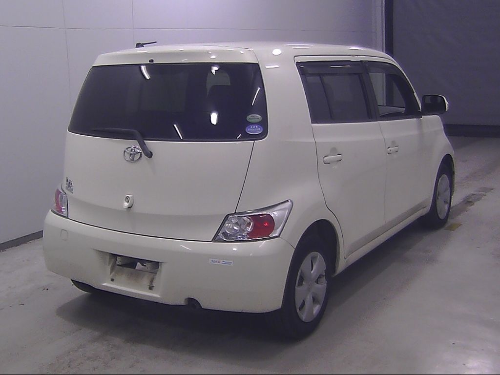 2012 Toyota bB Z auction photo 2