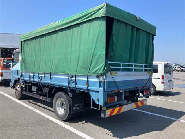 2015 Isuzu Elf 4.45t auction photo 2