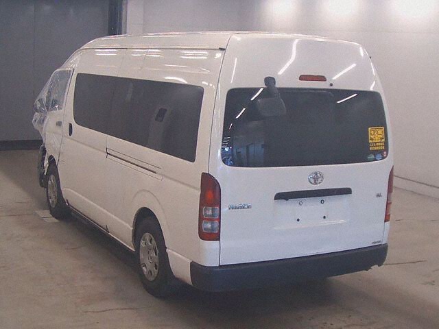 2016 Toyota Hiace Super Long GL 4WD auction photo 2