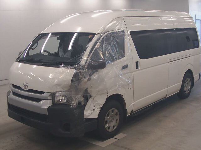 2016 Toyota Hiace Super Long GL 4WD auction photo 4