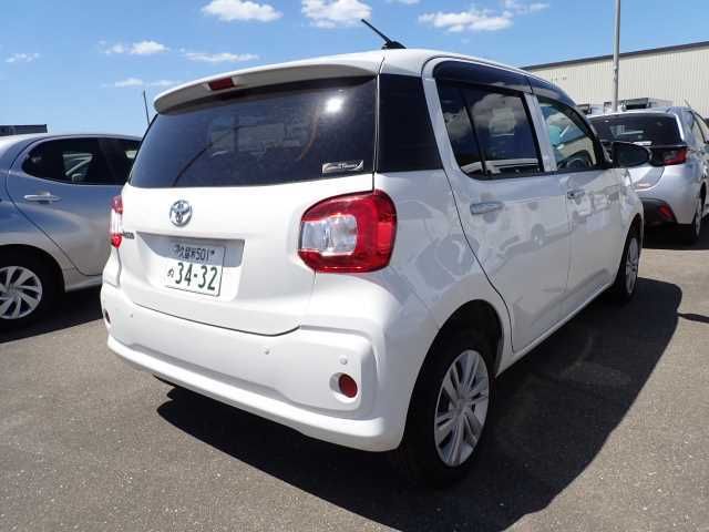 2021 Toyota Passo X auction photo 2