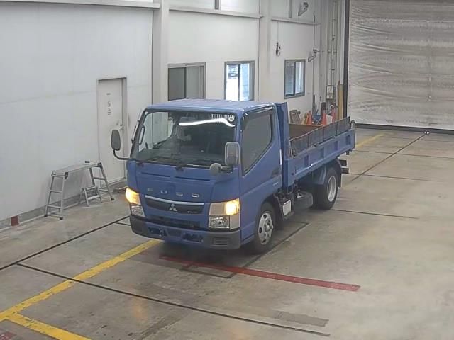 Japan Auction Vehicles 10 2020 Mitsubishi Fuso Canter dump auction photo