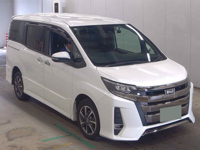 2018 Toyota Noah SI WXB 4WD Japan auction vehicle