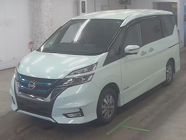 2018 Nissan Serena E-パワーハイウェイSV auction photo 4