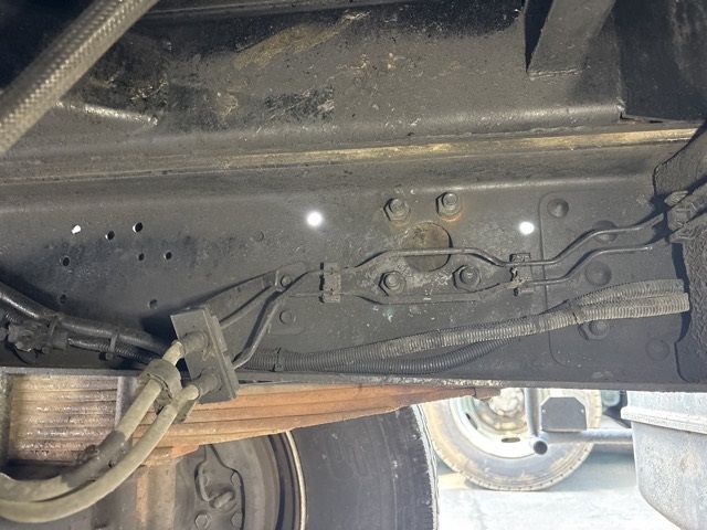 2011 Isuzu Forward ジンカイ auction photo 12