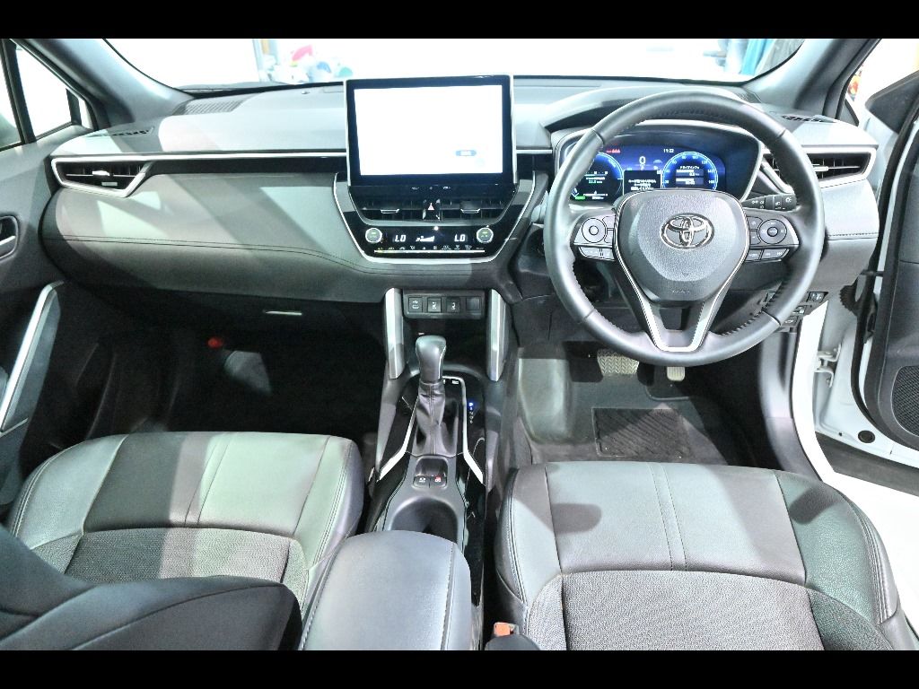 2024 Toyota Corolla Cross 4WD ハイブリッドZ auction photo 3