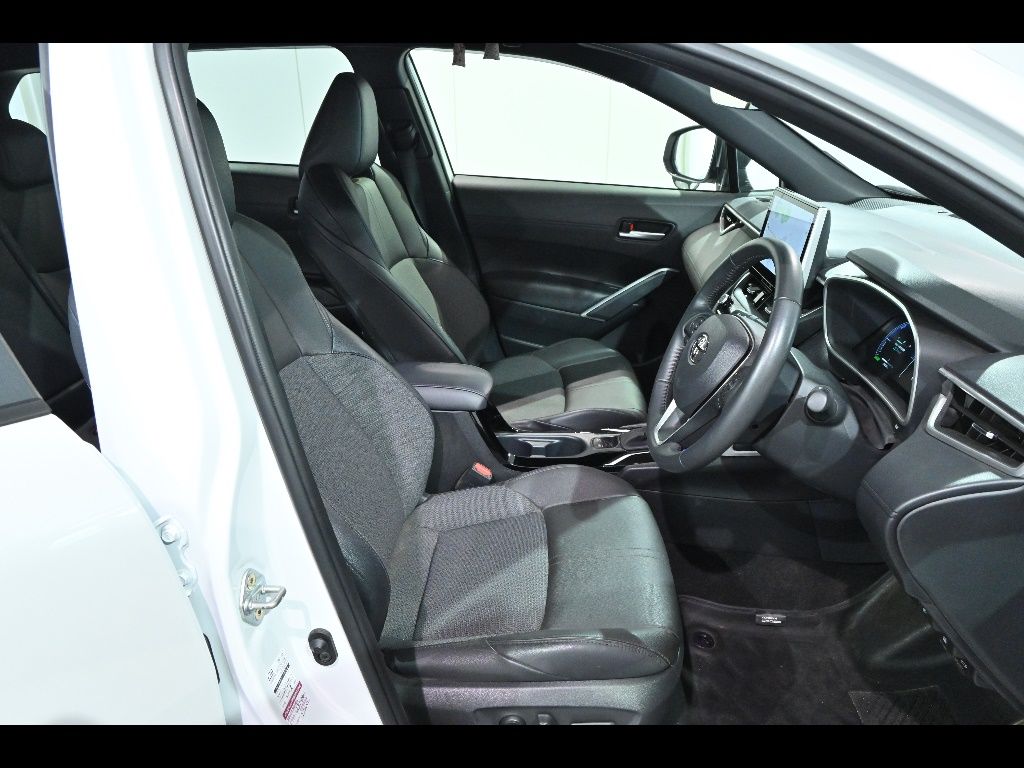 2024 Toyota Corolla Cross 4WD ハイブリッドZ auction photo 6
