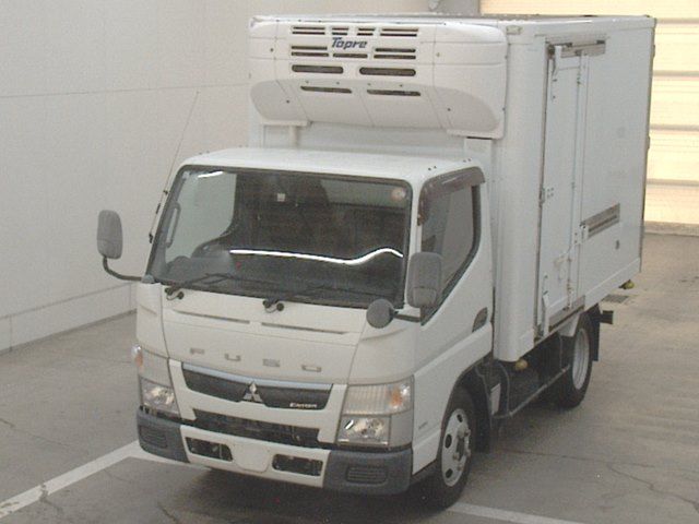 2018 Mitsubishi Fuso Canter Refrigerated and frozen trucks Japan auction vehicle