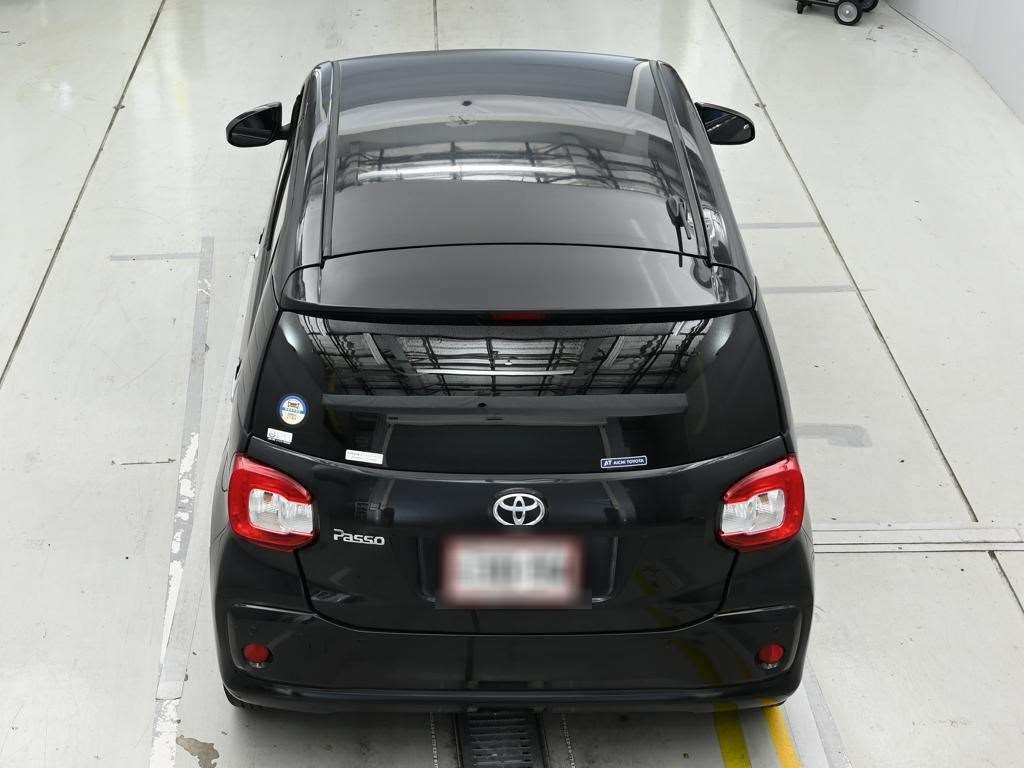 2023 Toyota Passo X auction photo 8