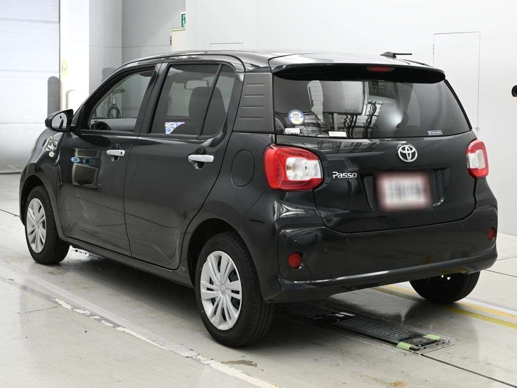 2023 Toyota Passo X auction photo 6
