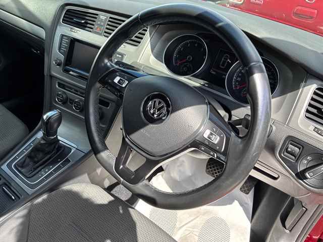 2014 Volkswagen VWゴルフ5HB TSIコンフォートラインBMT auction photo 3