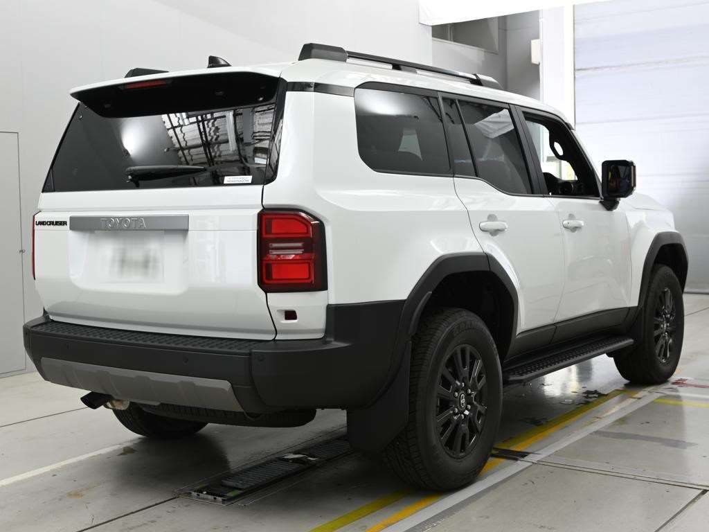2026 Toyota Land Cruiser 250 VX 4WD auction photo 2