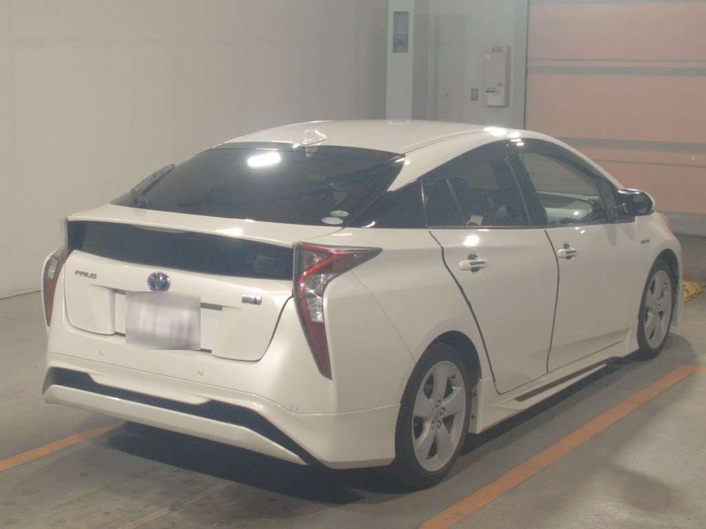 2016 Toyota Prius A auction photo 2