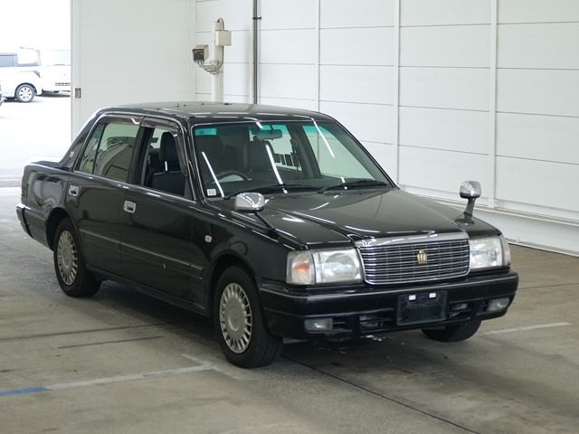 2015 Toyota Crown スーパーデラックス Japan auction vehicle