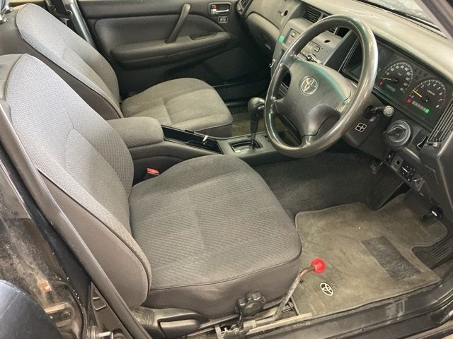 2015 Toyota Crown スーパーデラックス auction photo 4
