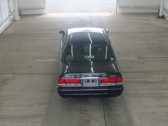 2015 Toyota Crown スーパーデラックス auction photo 3
