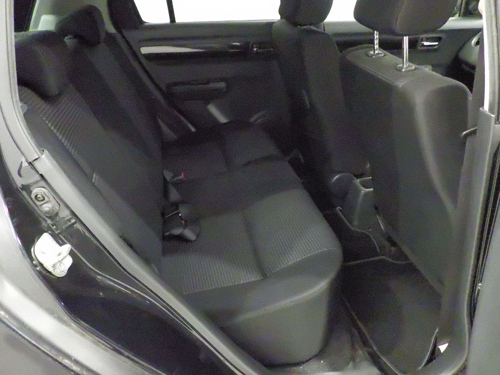 2010 Suzuki Swift XG auction photo 7