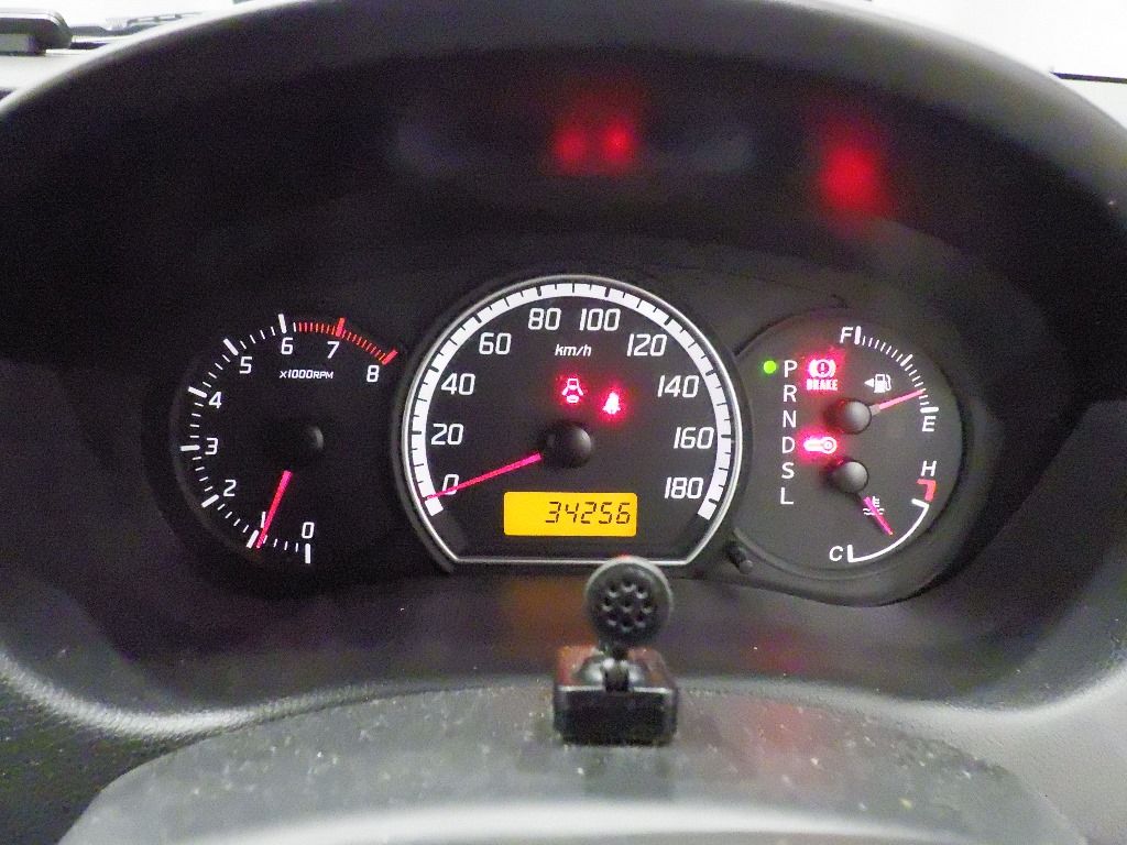2010 Suzuki Swift XG auction photo 9