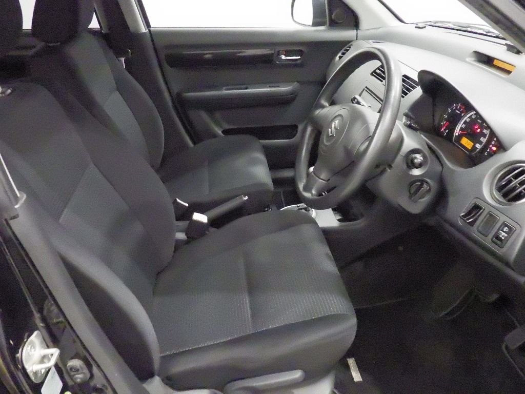 2010 Suzuki Swift XG auction photo 6