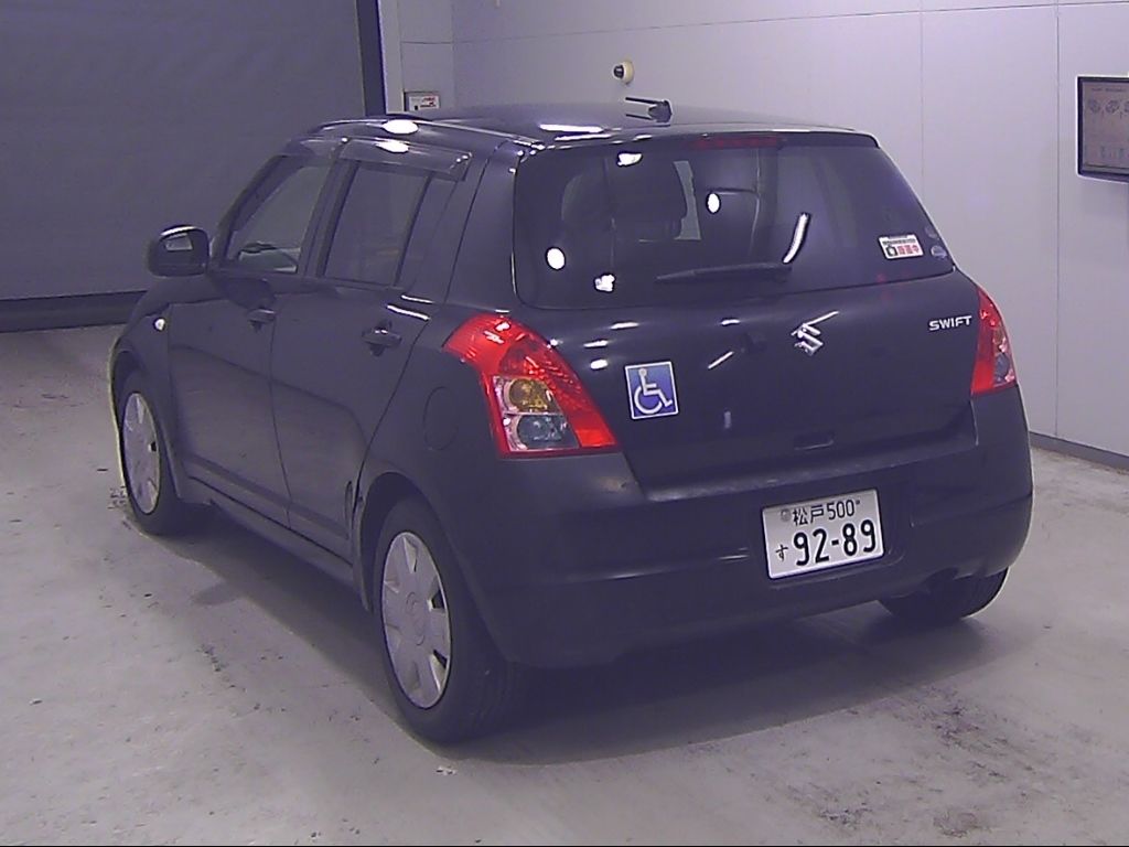 2010 Suzuki Swift XG auction photo 5