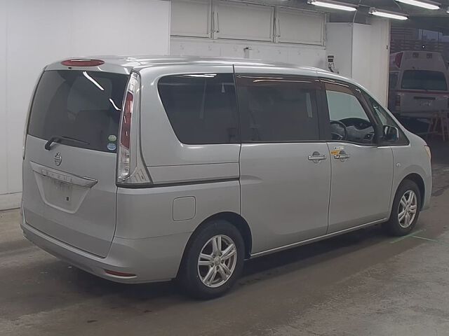 2012 Nissan Serena auction photo 5