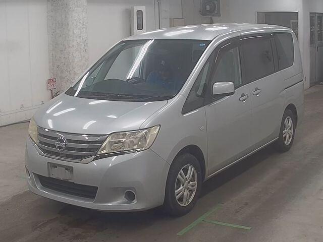 2012 Nissan Serena auction photo 4