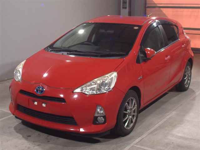 2014 Toyota Aqua S Japan auction vehicle