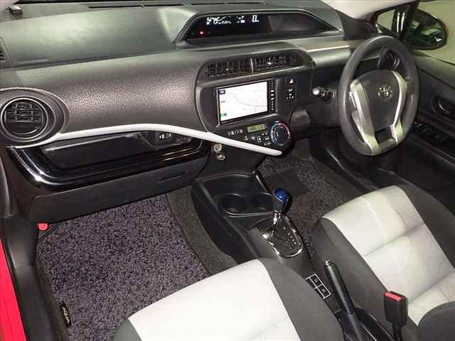 2014 Toyota Aqua S auction photo 5