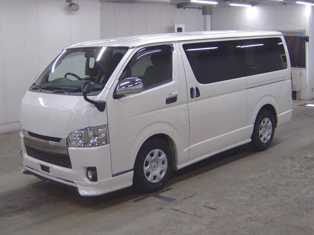 2017 Toyota Hiace L Super GL Dark 4WD auction photo 4