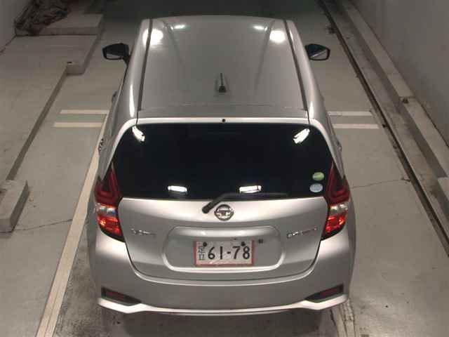 2017 Nissan Note e-パワーX auction photo 7