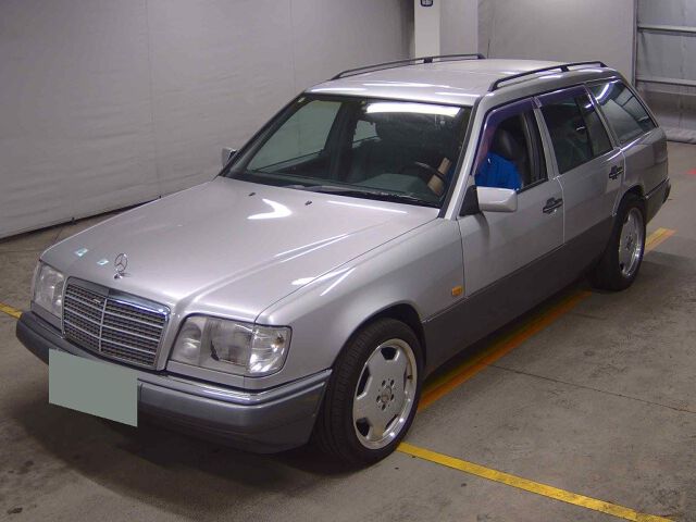 1995 Mercedes-Benz E-Class Station Wagon E320 auction photo 4