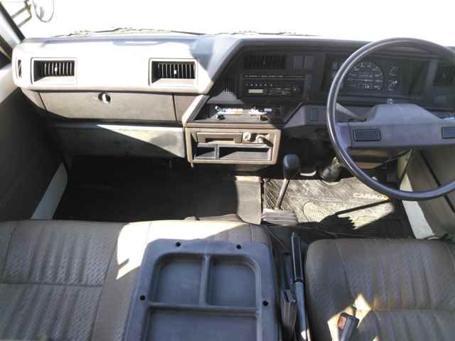 1990 Nissan Caravan DX Long 10-seater auction photo 8