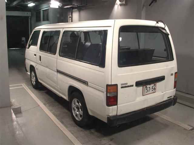 1990 Nissan Caravan DX Long 10-seater auction photo 2