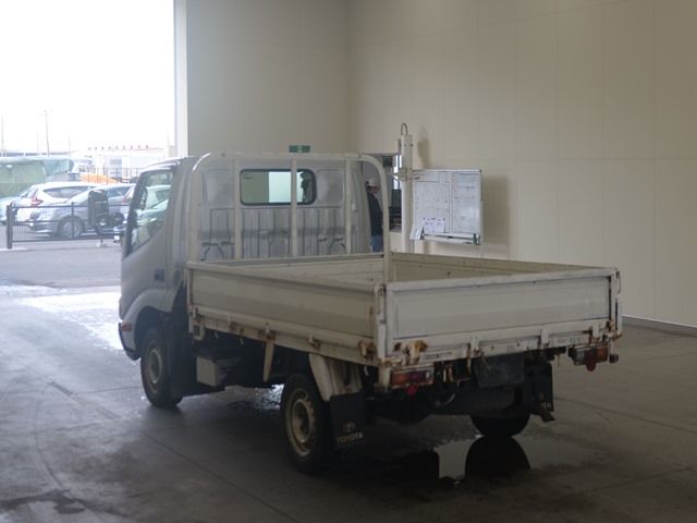 2014 Toyota Dyna ヒラ4WD auction photo 2