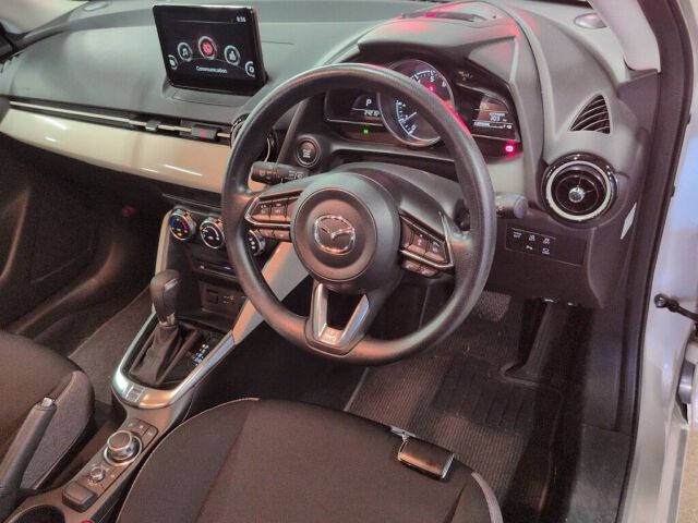 2024 Mazda 2 15 BD auction photo 3