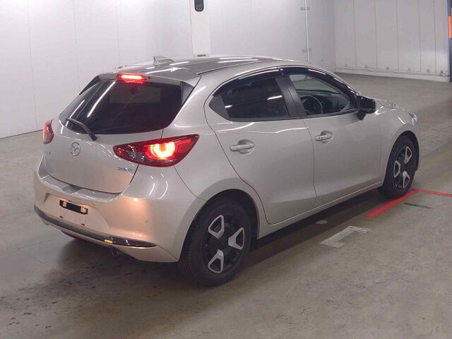 2024 Mazda 2 15 BD auction photo 5