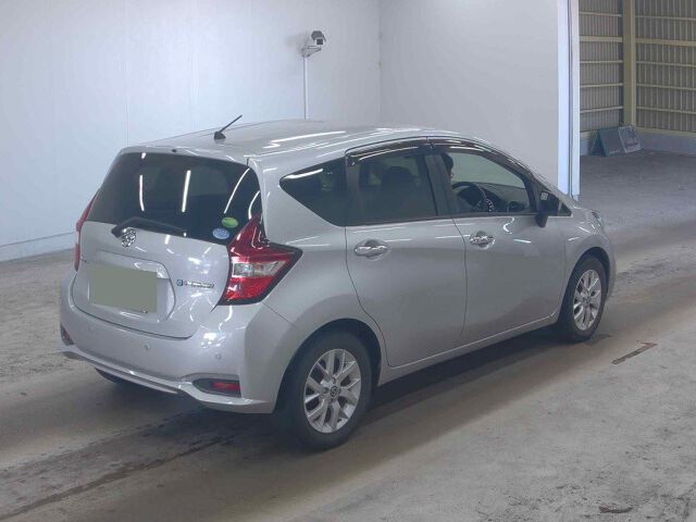 2018 Nissan Note E-POWER X auction photo 5